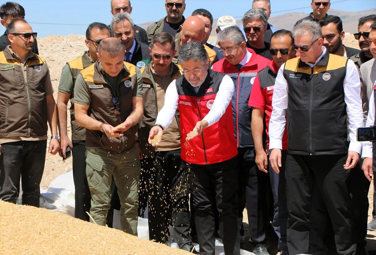 Bakan Yumaklı: TMO 10 milyon tona yakın ürün alımı yaptı 1 Bakan Yumaklı: TMO 10 milyon tona yakın ürün alımı yaptı