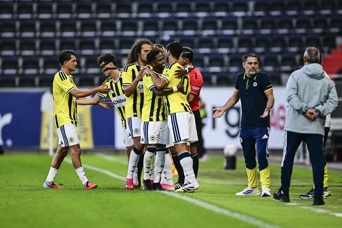 Fenerbahçe, yeni sezon hazırlıkları kapsamındaki ilk hazırlık maçında Avusturya'nın Admira