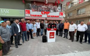 Cumhuriyet Halk Partisi Afyonkarahisar il Başkanlığı ve yönetimi görevden alındı.