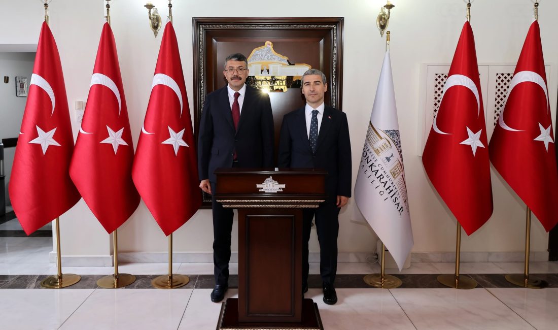İçişleri Bakan Yardımcısı Ali Çelik, Afyonkarahisar Valisi Dr. Naci Aktaş’ı
