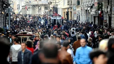 Türkiye, 12,7 milyonluk genç nüfusuyla, 194 ülkeden 117'sinin genel nüfuslarını