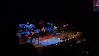 Grammy ödüllü flamenko ve Latin müziği grubu Gipsy Kings, "Viva