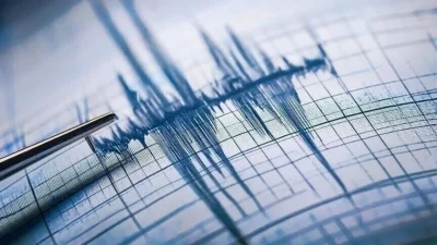 Malatya'nın Battalgazi ilçesinde saat 06.20'de 5 büyüklüğünde deprem meydana geldi.