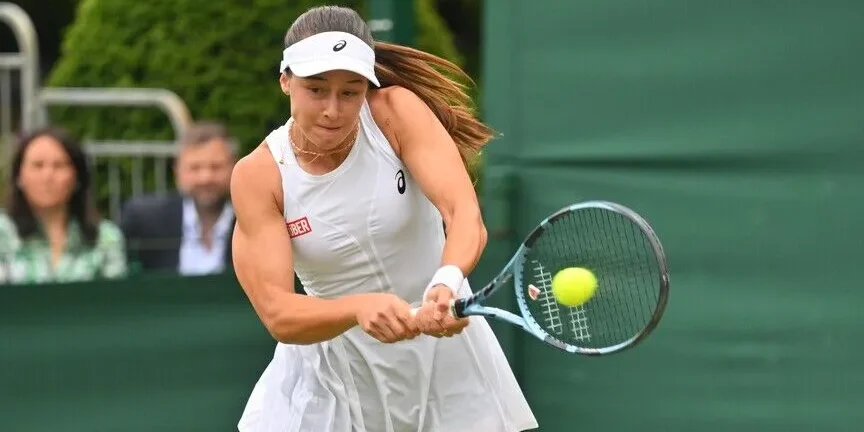 Zeynep Sönmez ile İspanyol partneri Jessica Bouzas Maneiro, Wimbledon Tenis