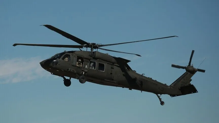 ABD'de askeri helikopterin henüz bilinmeyen nedenle başkent Washington'a acil iniş