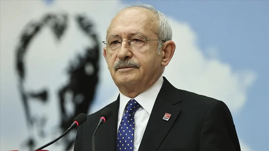 CHP Genel Başkanı Kemal Kılıçdaroğlu, İstanbul'da düzenlenen üye katılım töreninde