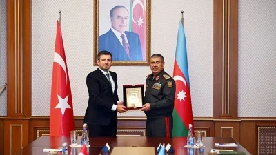Azerbaycan Savunma Bakanı Zakir Hasanov, Baykar Yönetim Kurulu Başkanı Selçuk