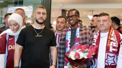 Trabzonspor'un 5 yıllığına renklerine bağladığı Yeşil Burun Adalı savunma oyuncusu