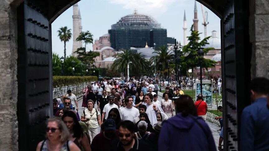 Yerli turistlerin bu yılın ocak-mart döneminde yurt içinde yaptığı seyahat