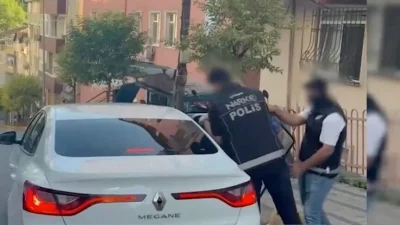 Moğolistan tarafından "uyuşturucu madde ticareti" suçundan kırmızı bültenle aranan şüpheli