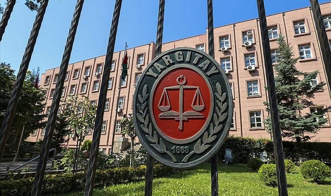 Yargıtay, hasta eşe bakmamak için camide yatıp kalkan ve onunla