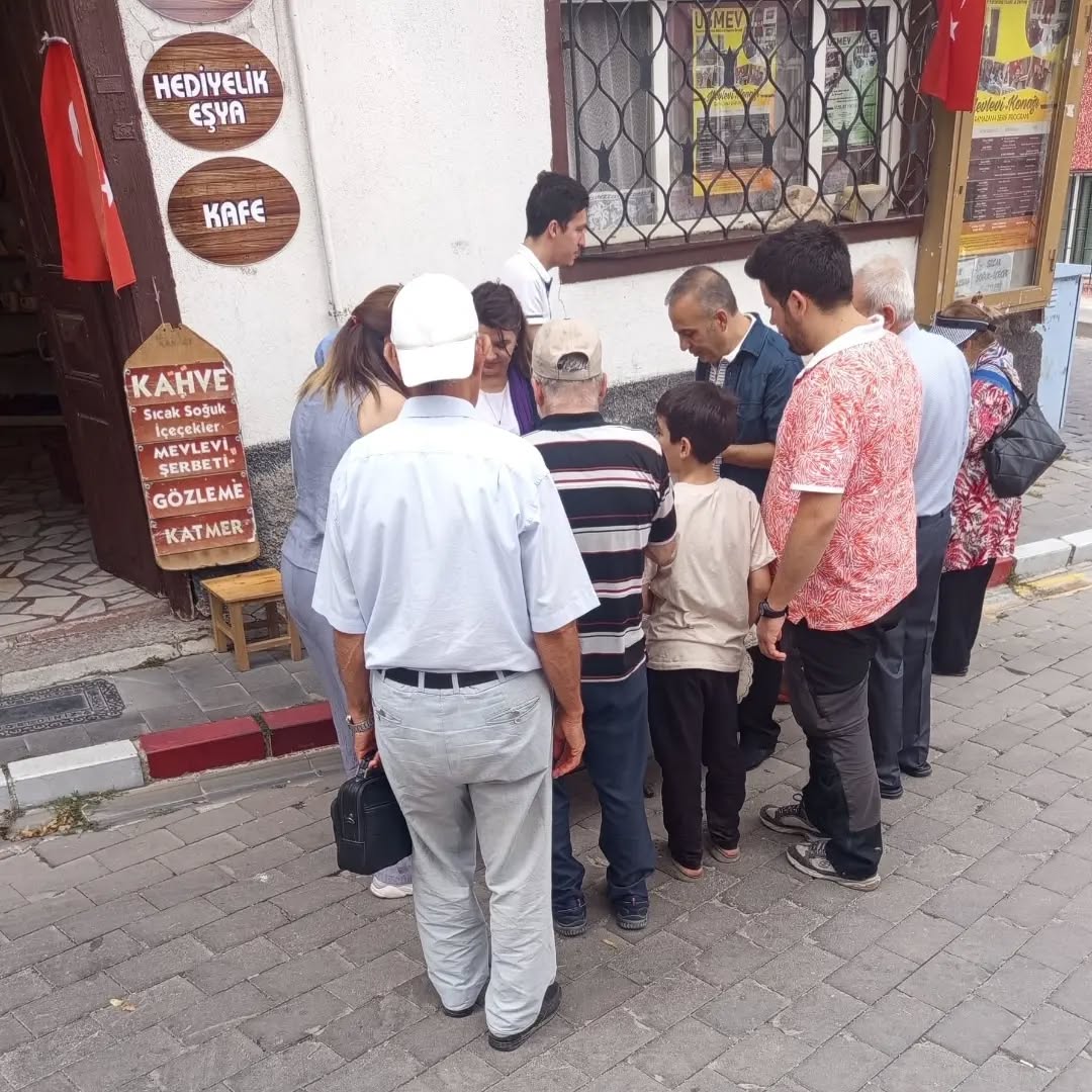 30 Ağustos Zafer Bayramı’nda anlamlı helva ikramı 6 30 Ağustos Zafer Bayramı’nda anlamlı helva ikramı