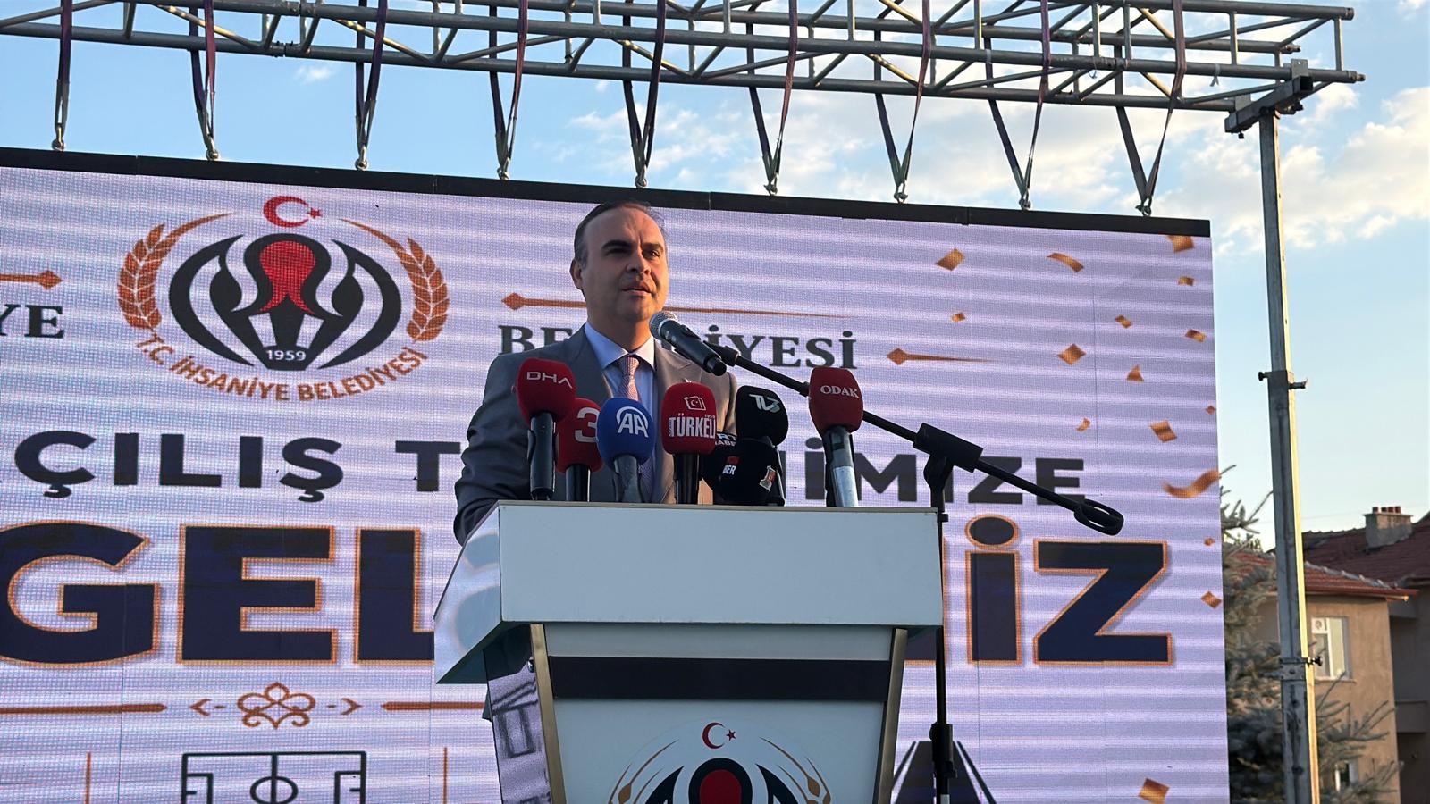 Bakan Kacır İhsaniye ve Döğer’de toplu açılış törenine katıldı 3 Bakan Kacır İhsaniye ve Döğer’de toplu açılış törenine katıldı