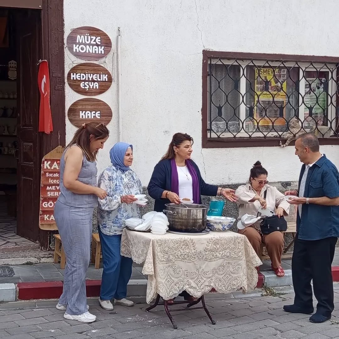 30 Ağustos Zafer Bayramı’nda anlamlı helva ikramı 3 30 Ağustos Zafer Bayramı’nda anlamlı helva ikramı
