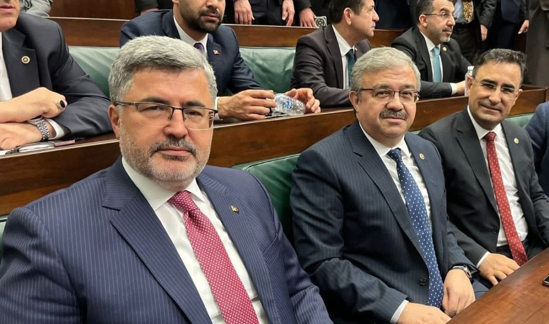 AK Parti Afyonkarahisar milletvekilleri İbrahim Yurdunuseven, Ali Özkaya ve Hasan