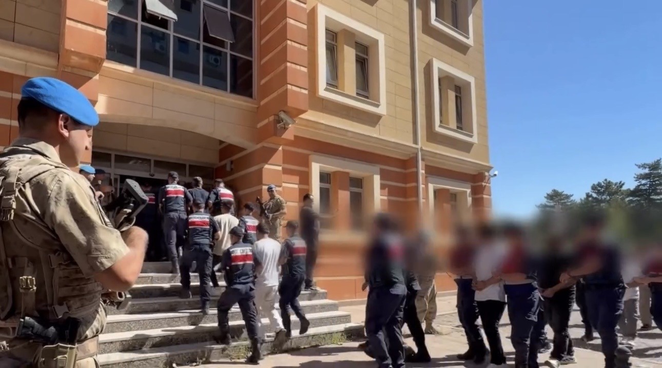 Afyon dahil 19 ilde yasa dışı bahis operasyonu: 31 tutuklama