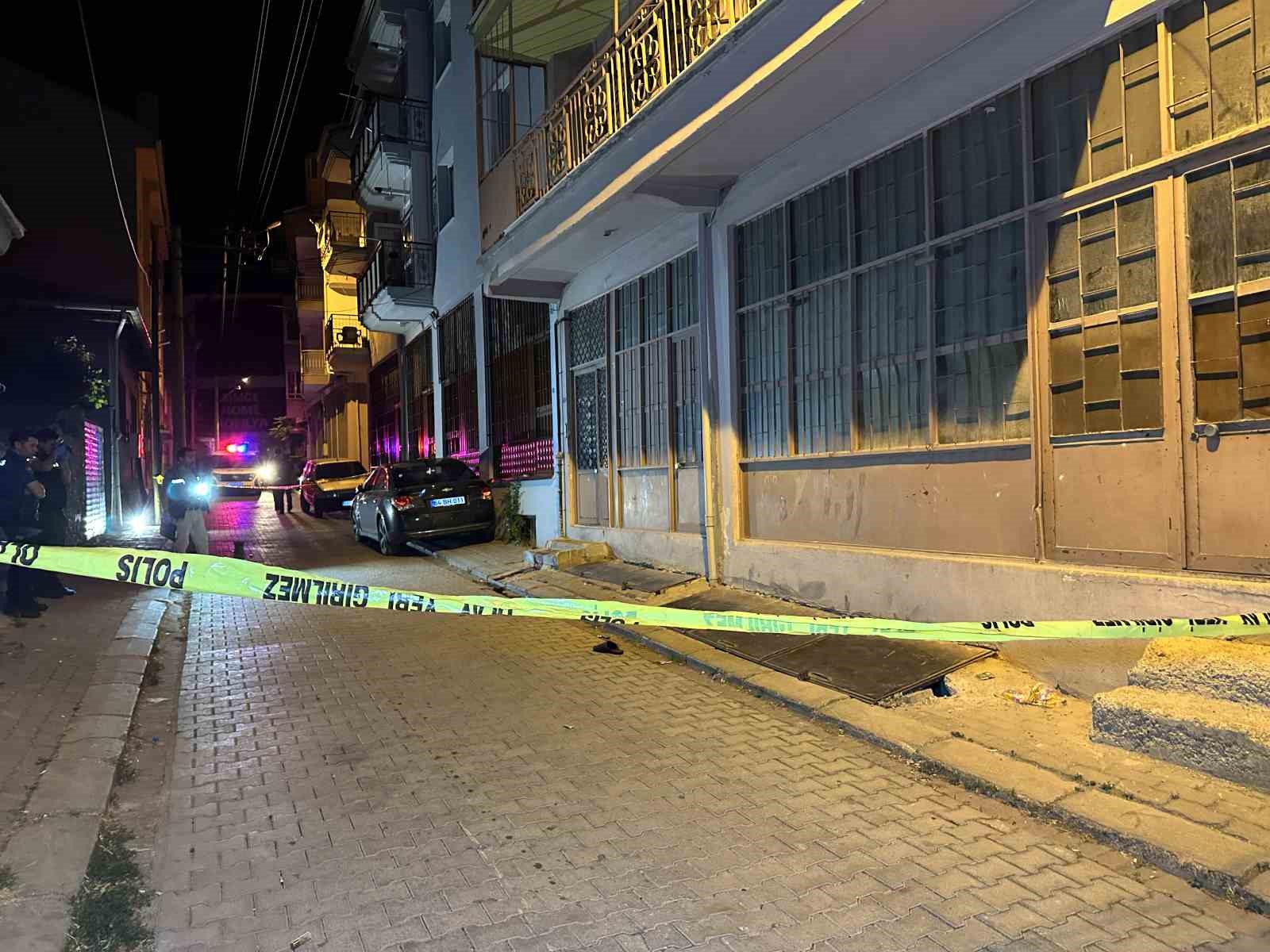 Uşak merkez Sarayaltı Mahallesi'nde meydana gelen ve bir kişinin hem