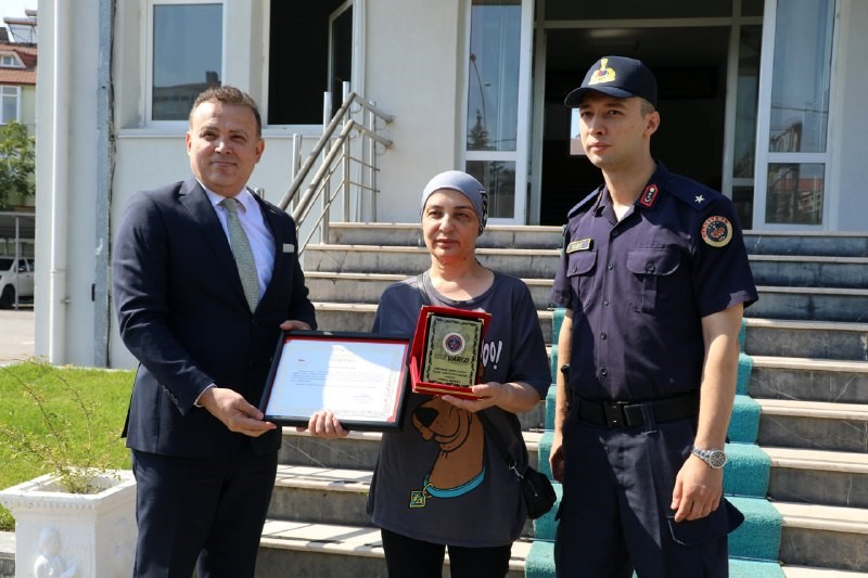 Sakarya’nın Karasu ilçesinde yaşayan Aynur Büyük, çocukluk hayali olan askerlik