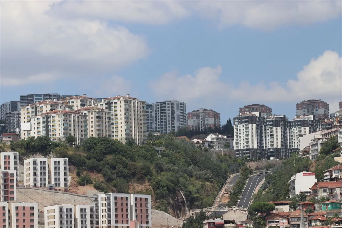 17 Ağustos Marmara Depremi'nin üzerinden 27 yıl geçti