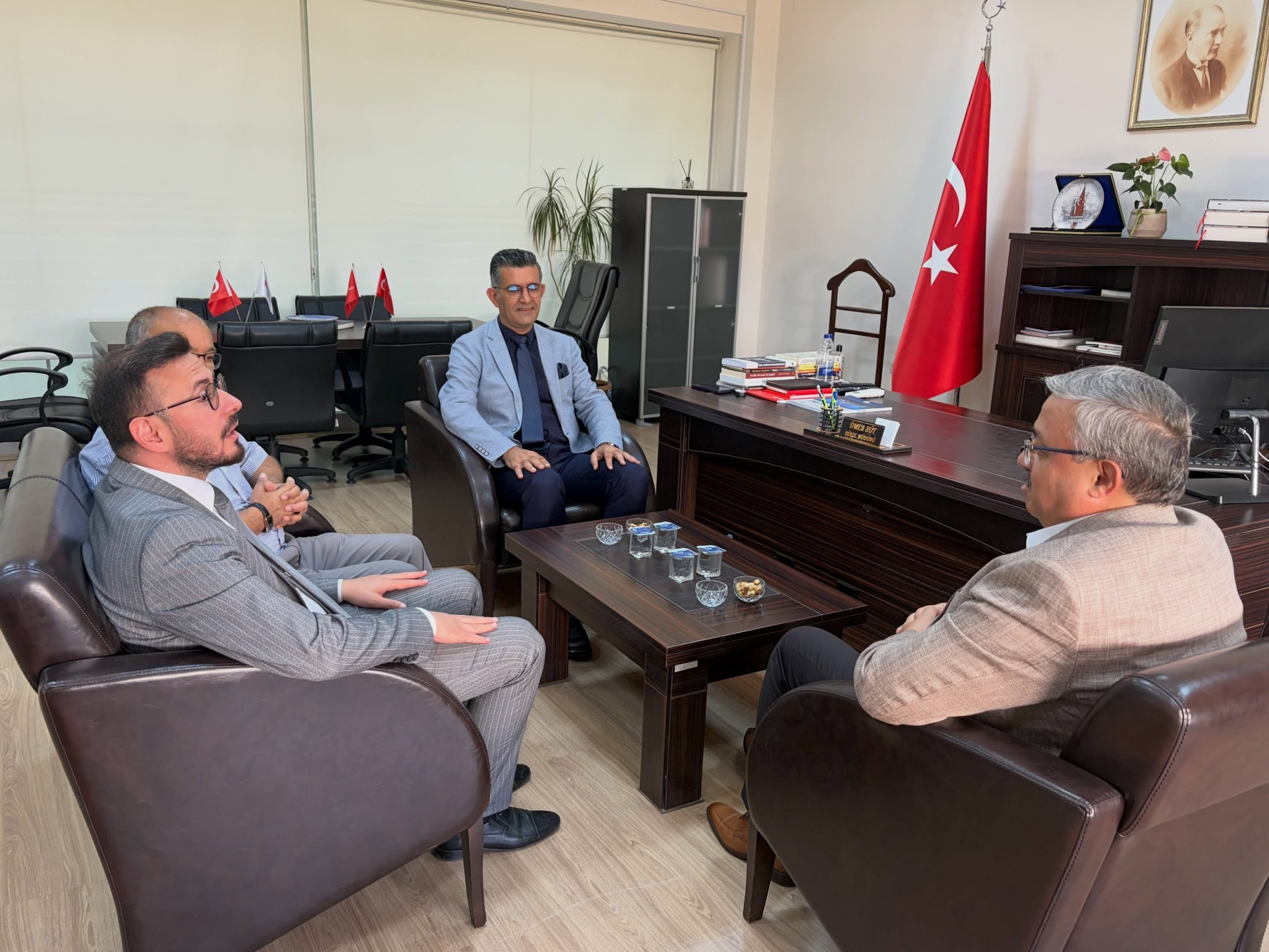Yurdunuseven’den Ömer Süt’e hayırlı olsun ziyareti 2 Yurdunuseven’den Ömer Süt’e hayırlı olsun ziyareti