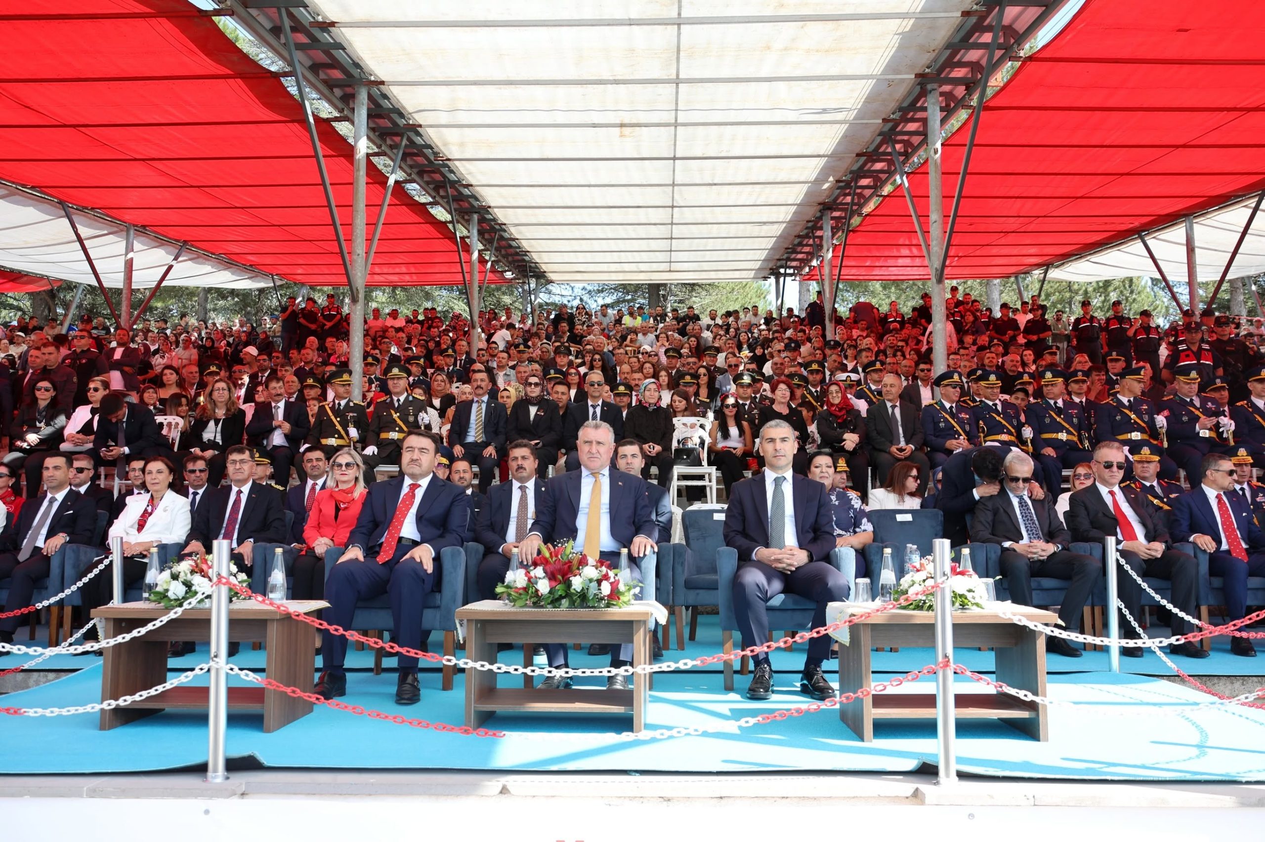 104 yıl sonra aynı ruh: Vatan için tek yürek