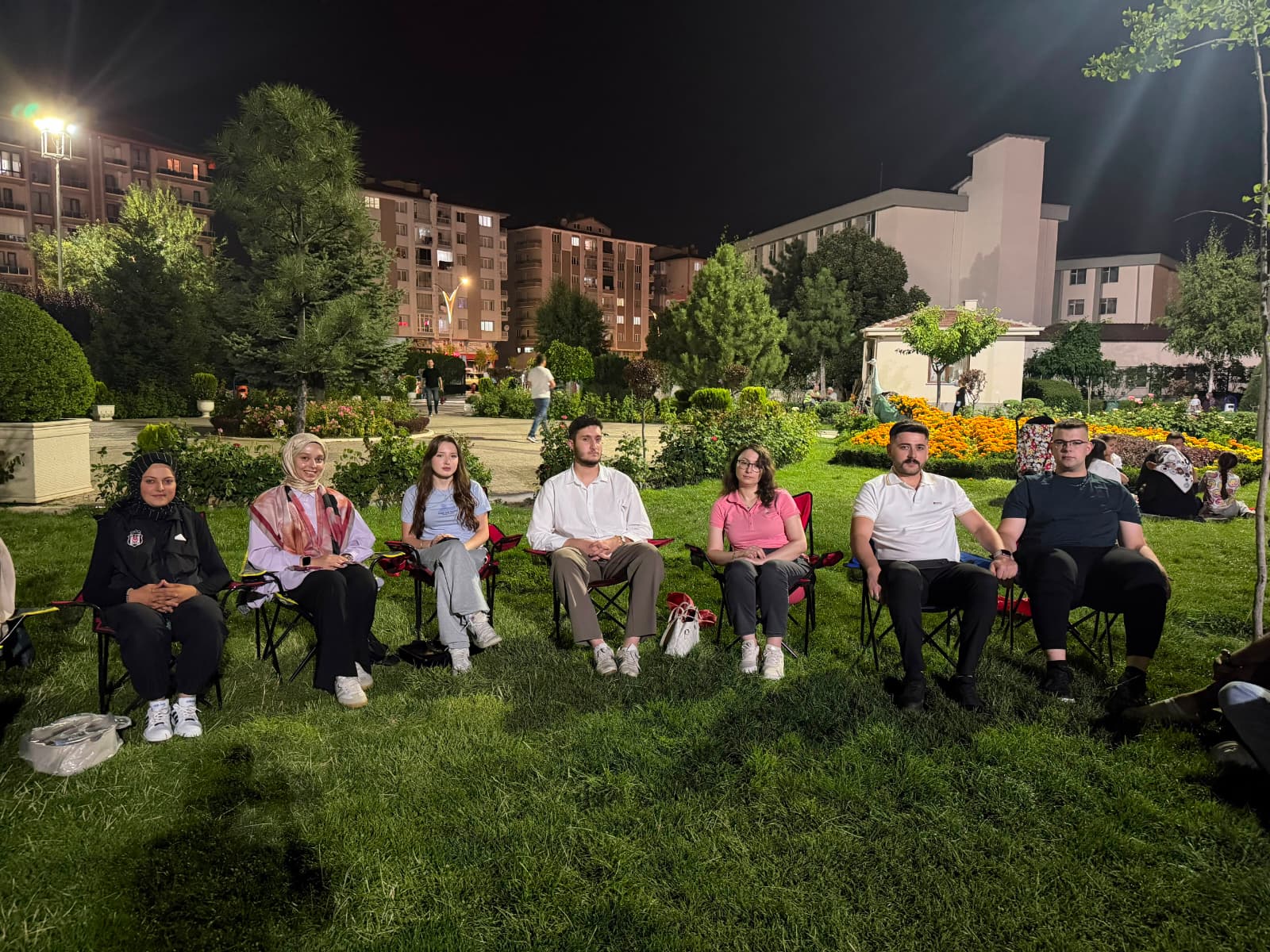 AK Gençlik açık havada toplandı