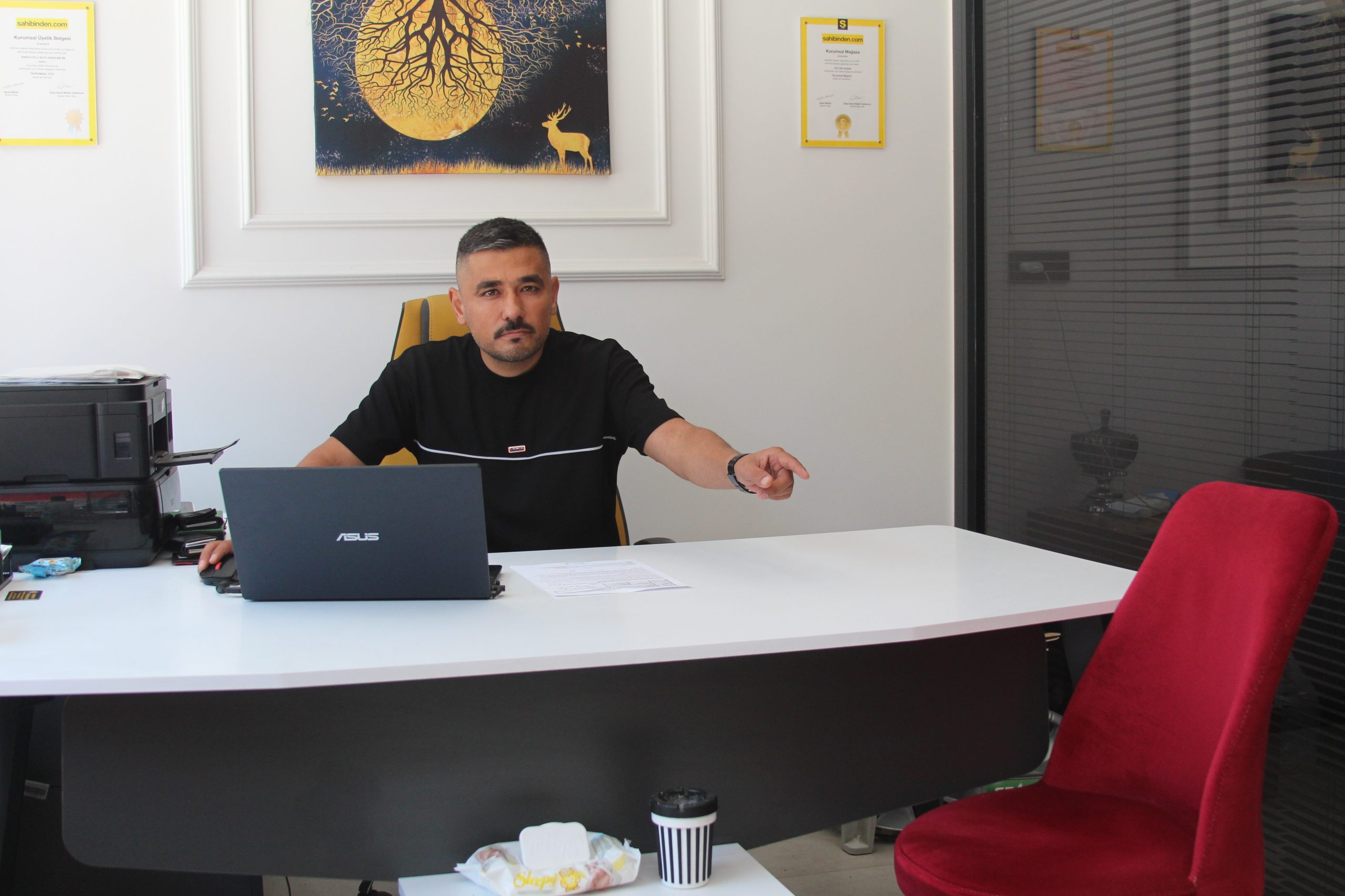 Kiraladığı aracın GPS’sini söküp ortadan kayboldu