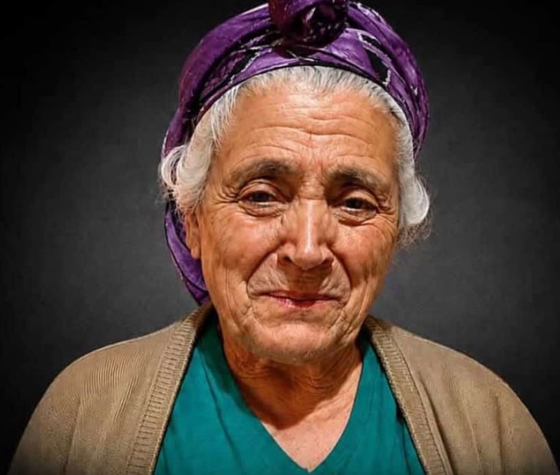 Yokuşu çıkamayan kamyon can aldı: 10 çocuk annesi hayatını kaybetti 5 Yokuşu çıkamayan kamyon can aldı: 10 çocuk annesi hayatını kaybetti