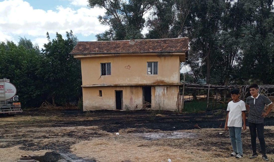 Afyonkarahisar’ın Şuhut ilçesinde çayırda çıkan ot yangını, itfaiye ekiplerinin hızlı