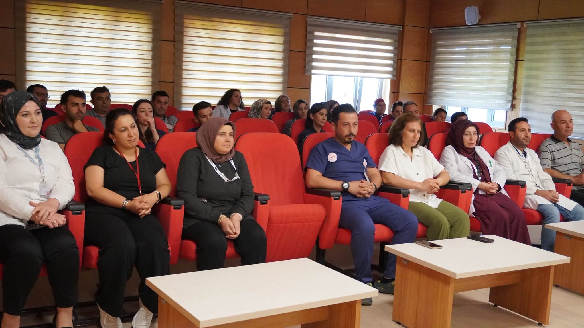 Afyon Devlet Hastanesi’nde çalışan-yönetim buluşması