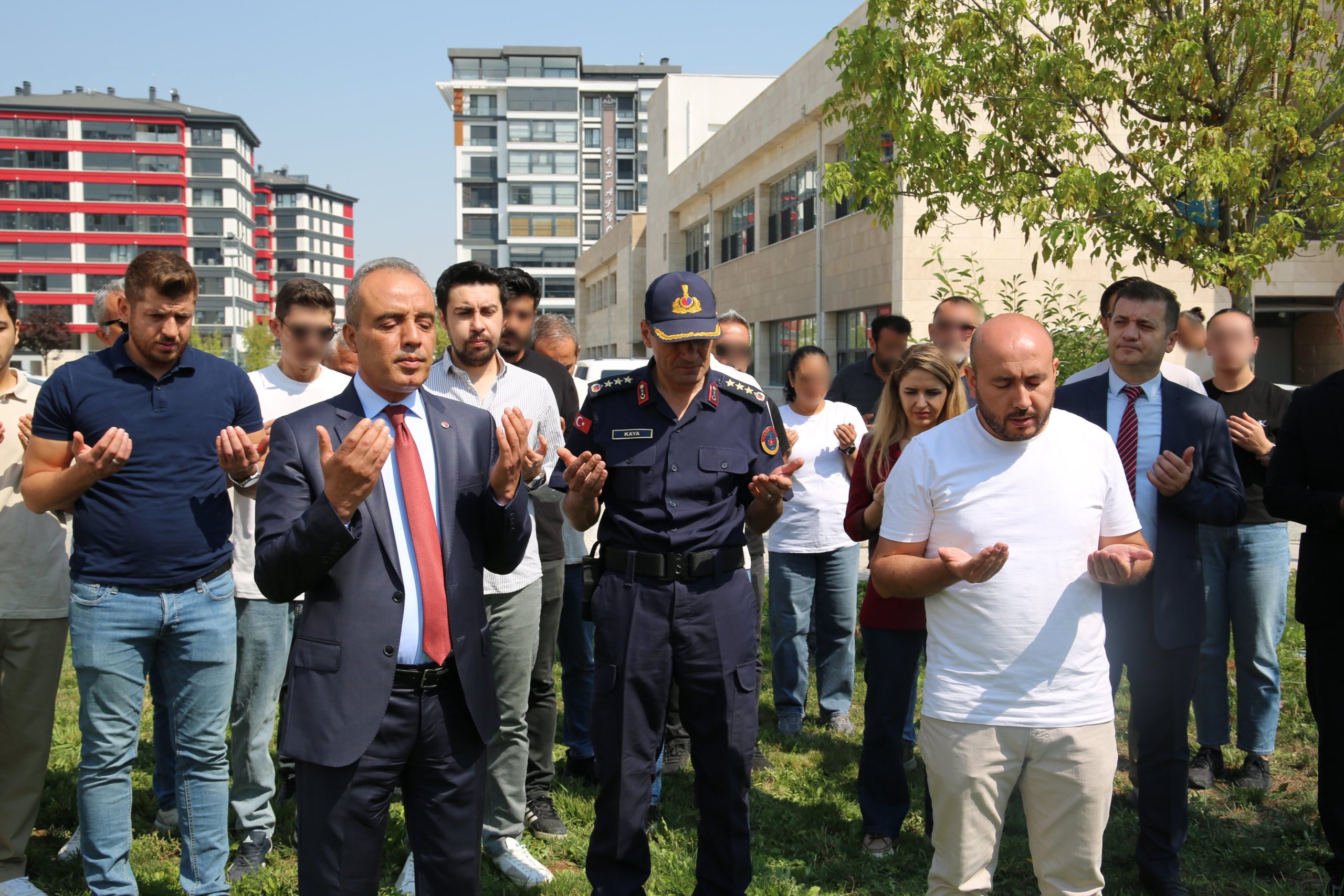 Afyon Emniyet ve Jandarma’dan güvenlik mesajı