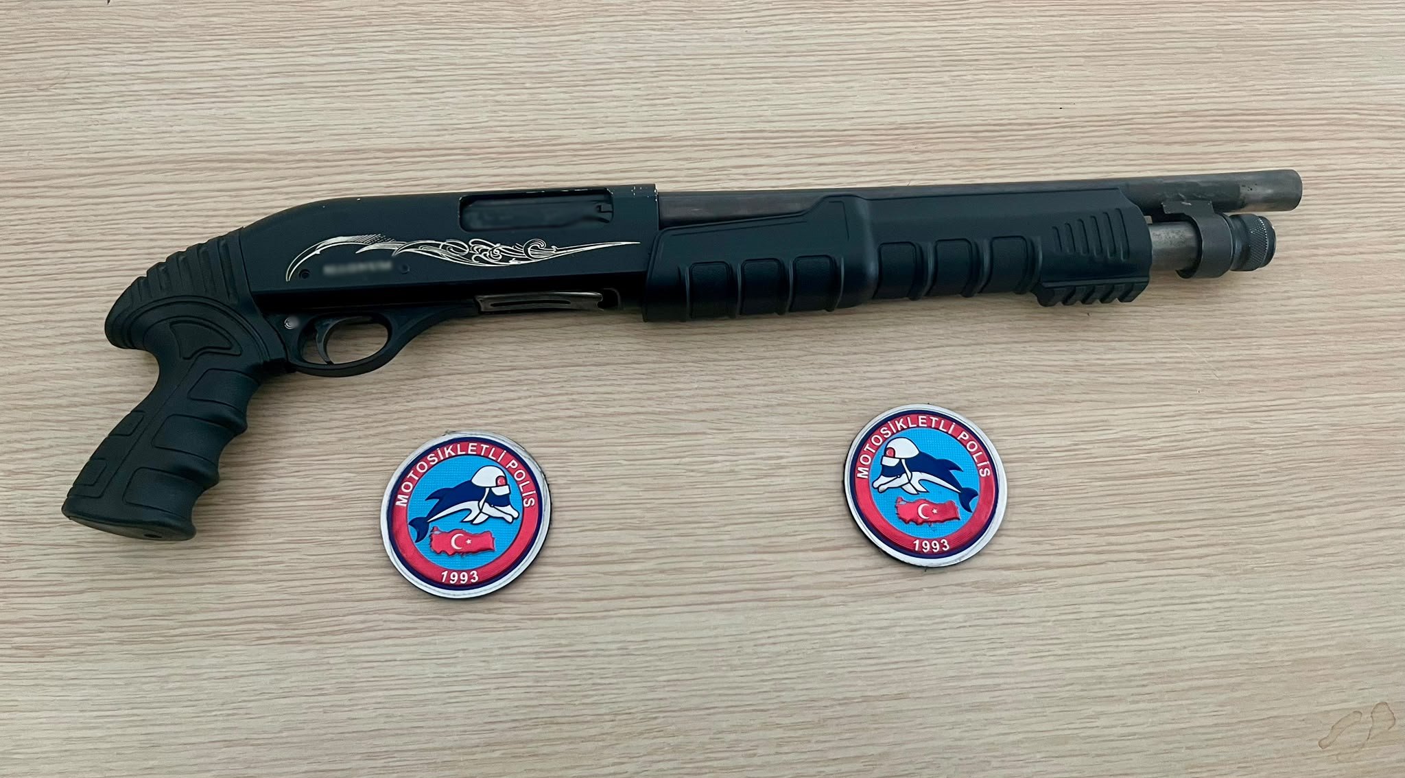 Afyon'da bir haftalık denetim bilançosu: 24 aranan şahıs yakalandı 6 Afyon'da bir haftalık denetim bilançosu: 24 aranan şahıs yakalandı
