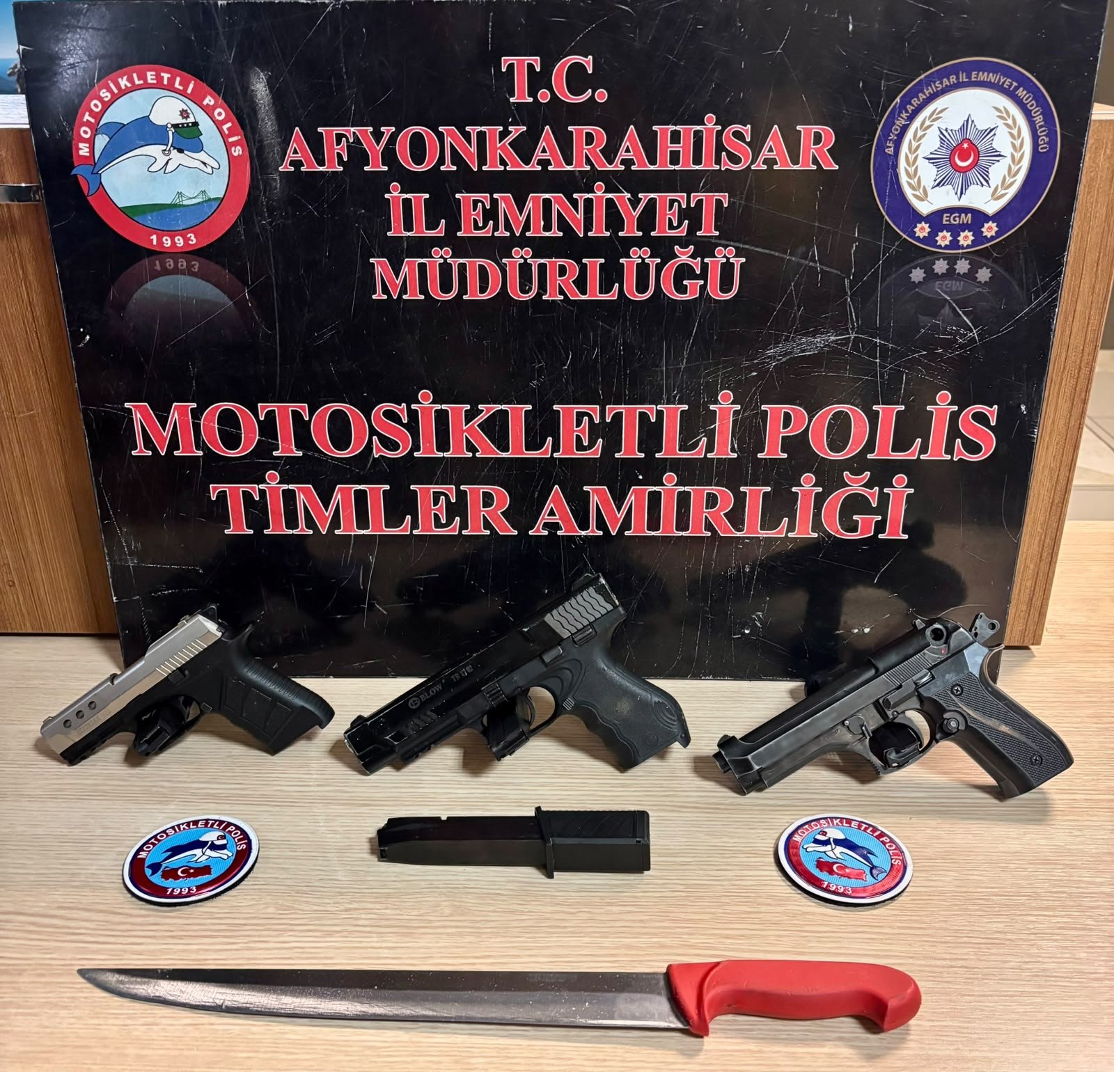 Afyon'da bir haftalık denetim bilançosu: 24 aranan şahıs yakalandı