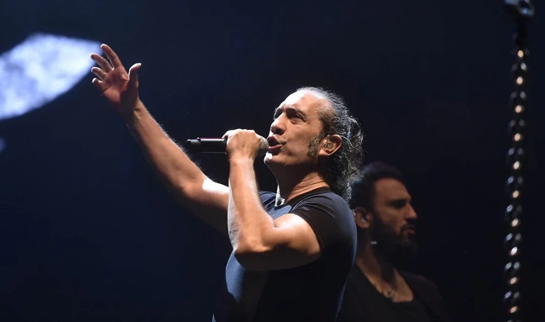 Afyonkarahisar’da Zafer Haftası’nın 104. yıl dönümü etkinlikleri kapsamında ünlü sanatçı