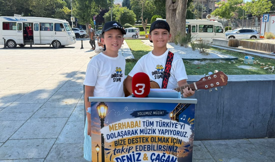 Tekirdağ’da yaşayan 10 yaşındaki ikiz kardeşler Deniz Orhan ve Çağan