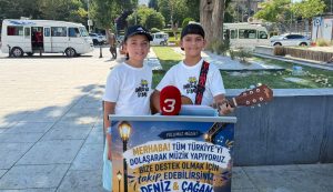 Tekirdağ’da yaşayan 10 yaşındaki ikiz kardeşler Deniz Orhan ve Çağan