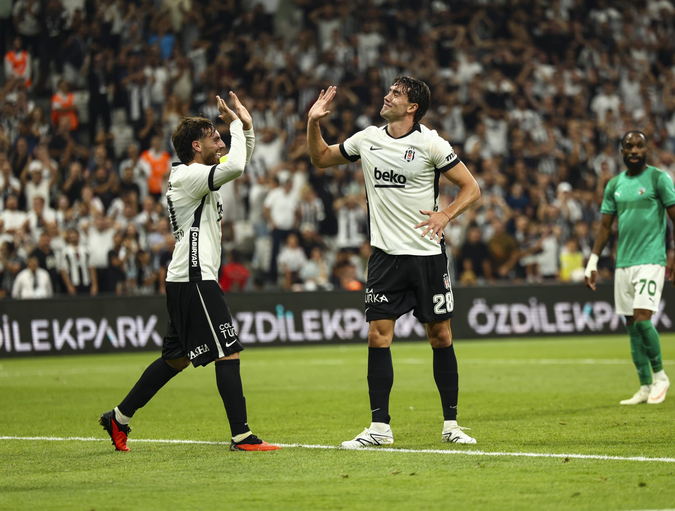 Afyonlu Orkun Kökçü, Beşiktaş’ı Avrupa’da sırtlıyor 7 Afyonlu Orkun Kökçü, Beşiktaş’ı Avrupa’da sırtlıyor