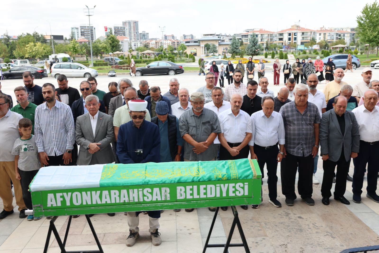 Ahmet Davutoğlu, Afyonkarahisar’da cenaze töreninde