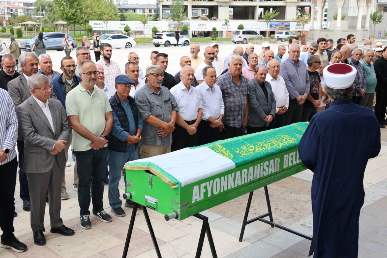 Ahmet Davutoğlu, Afyonkarahisar’da cenaze töreninde