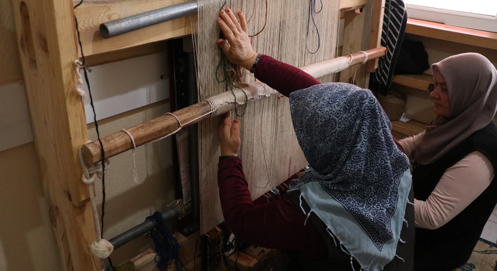 Aile Destek Merkezleri 3,3 milyon kişiye ulaştı 4 Aile Destek Merkezleri 3,3 milyon kişiye ulaştı