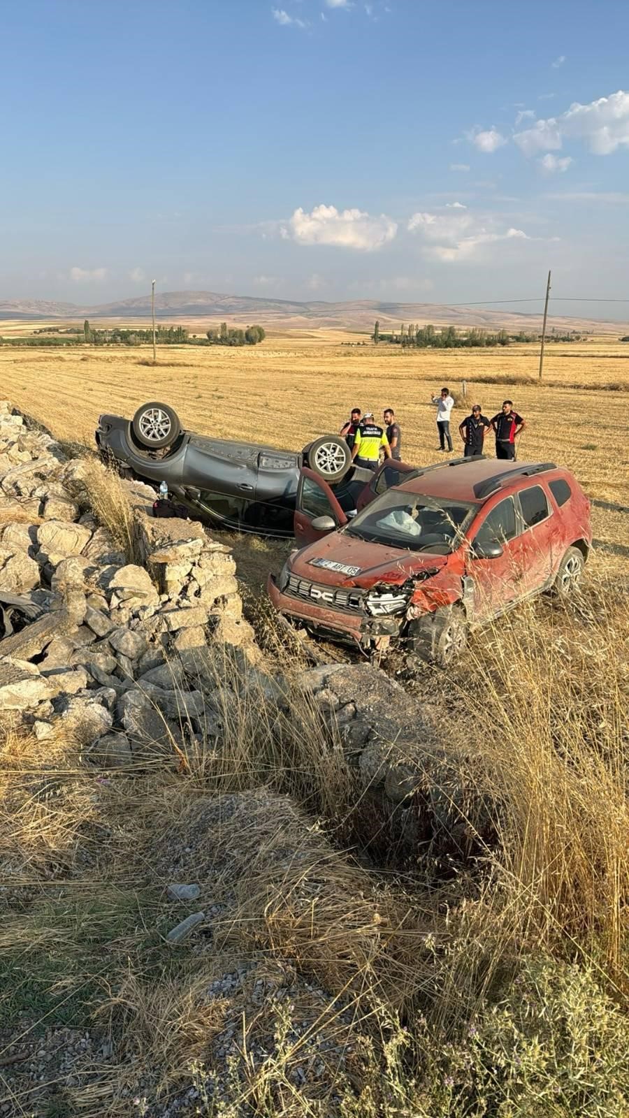 Akkonak Köyü’nde kaza: 1 ölü 5 yaralı 1 Akkonak Köyü’nde kaza: 1 ölü 5 yaralı