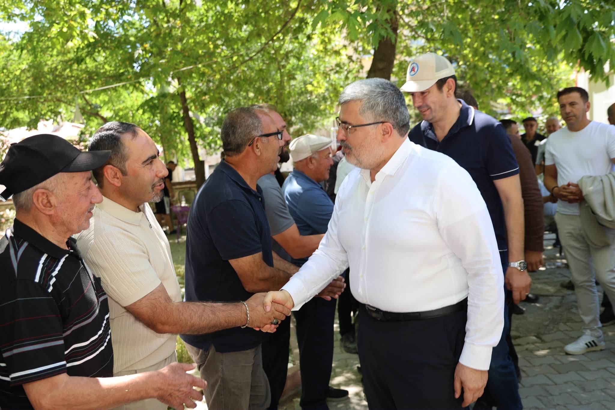 Ali Özkaya'dan vatandaş ve KADEM ziyaretleri