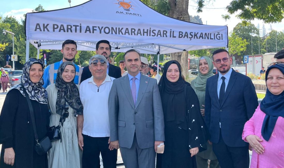 Sanayi ve Teknoloji Bakanı Mehmet Fatih Kacır, AK Parti Afyonkarahisar