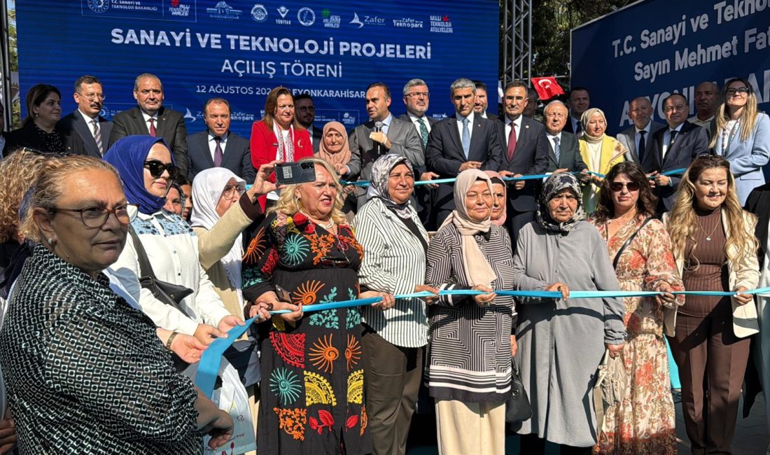 Sanayi ve Teknoloji Bakanı Mehmet Fatih Kacır, Afyonkarahisar’daki programı kapsamında