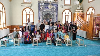 Sandıklı Belediye Başkanı Adnan Öztaş, ilçedeki yaz Kur'an kurslarını ve