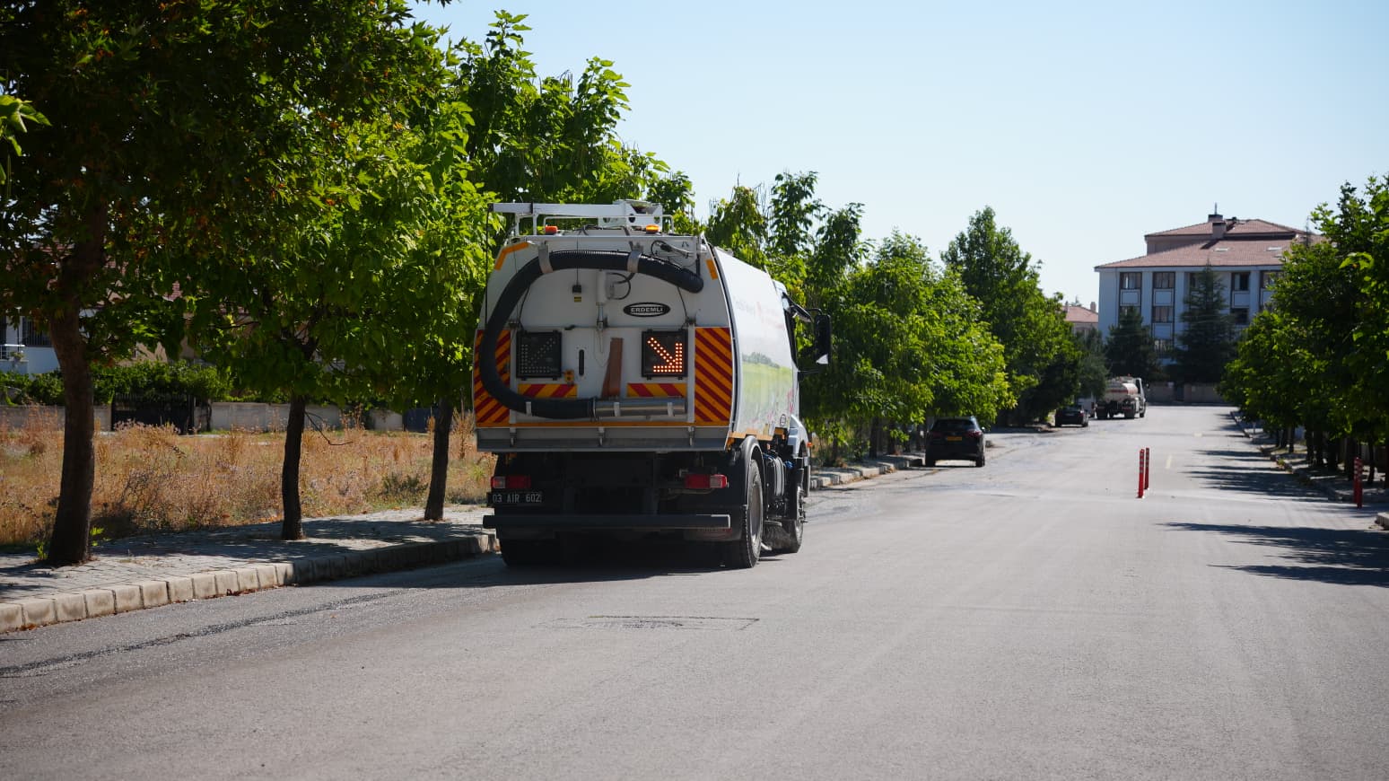 Bolvadin Belediyesi’nden Bademli’de detaylı temizlik 3 Bolvadin Belediyesi’nden Bademli’de detaylı temizlik