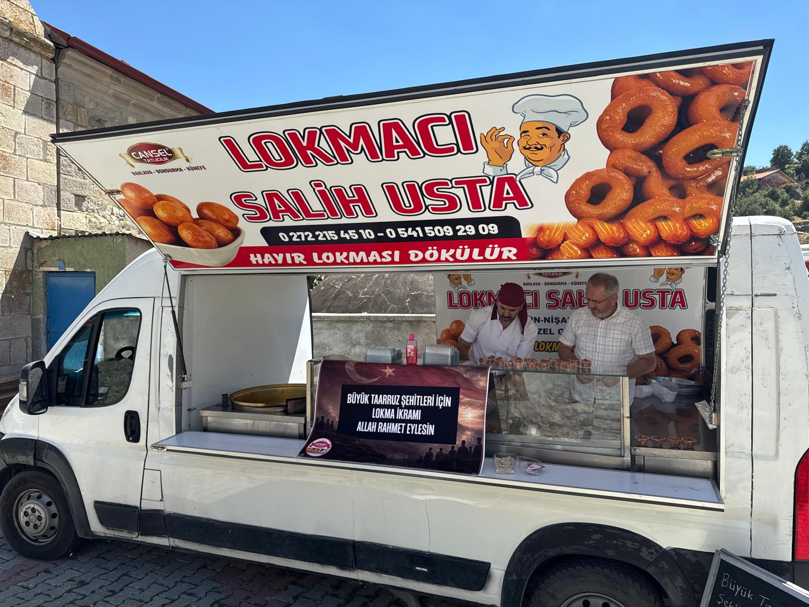 Büyük Taarruz şehitleri için lokma ikramı yapıldı 1 Büyük Taarruz şehitleri için lokma ikramı yapıldı