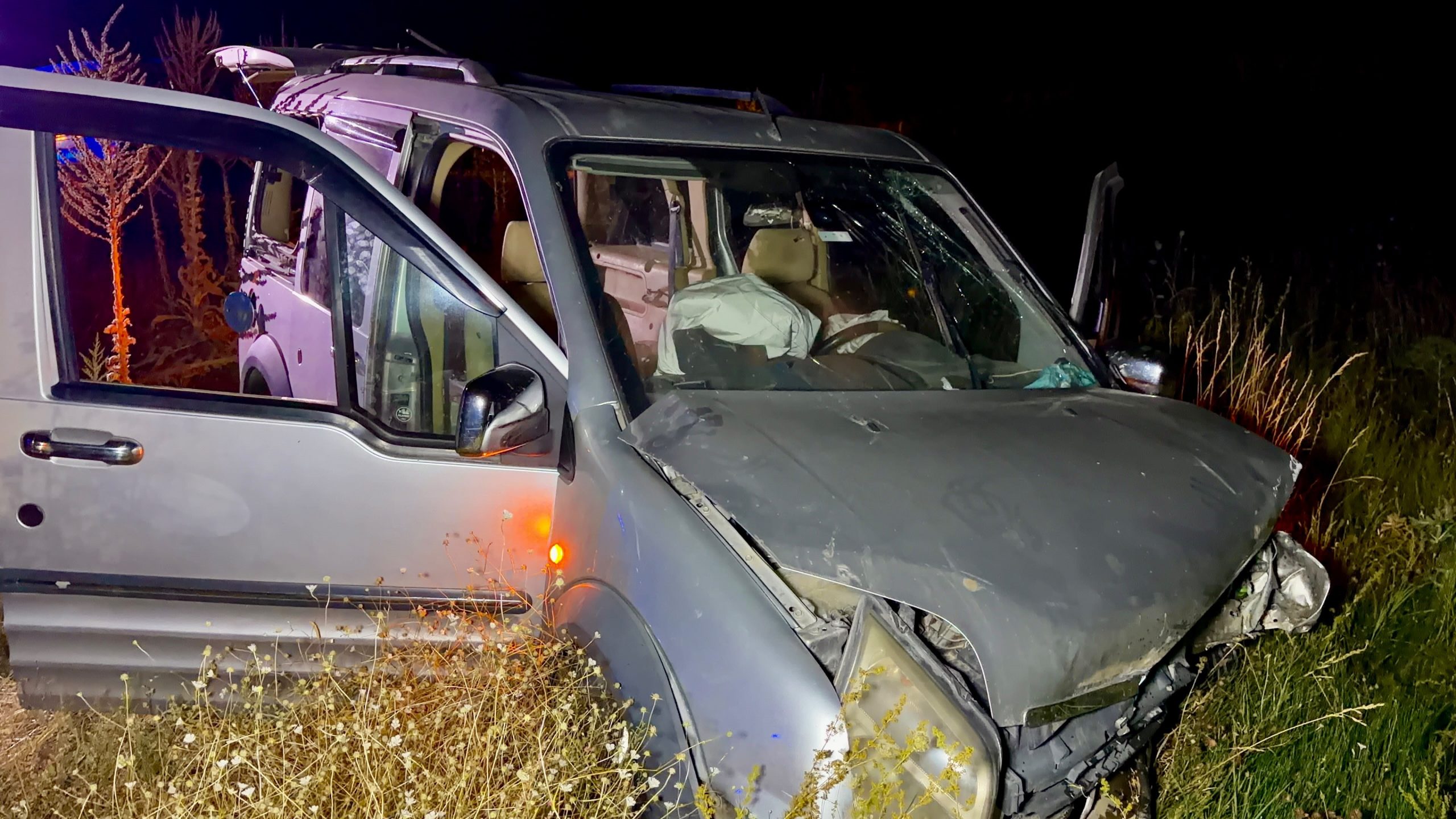 Afyonkarahisar'da otomobille hafif ticari aracın çarpışması sonucu meydana gelen trafik