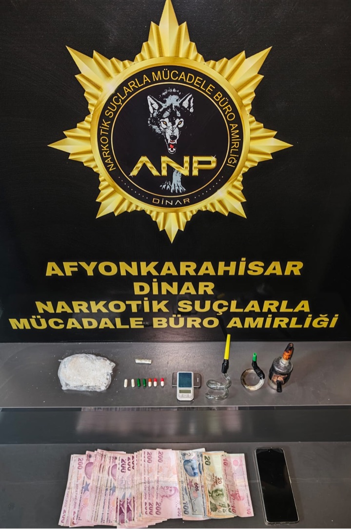 Dinar’da uyuşturucu operasyonu: 3 şüpheli tutuklandı 2 Dinar’da uyuşturucu operasyonu: 3 şüpheli tutuklandı