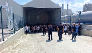 Afyonkarahisar'da ilaçlama yapılan domates serasında zehirlenerek hastaneye kaldırılanların sayısı 33'e